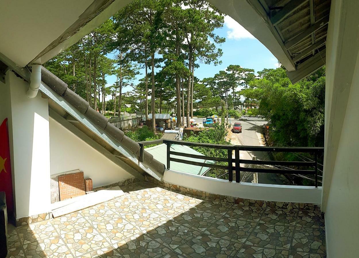 Duy Hotel Далат Экстерьер фото